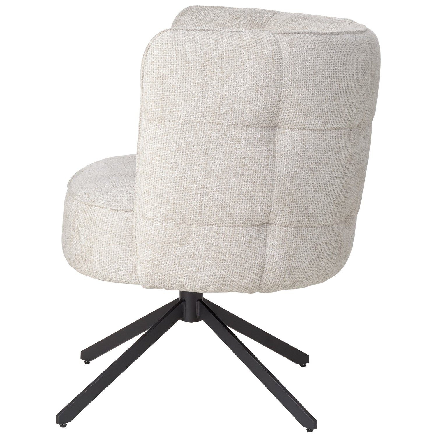 Vrijstaand zijaanzicht van de stoel op witte achtergrond, tonend het ergonomische kuipsilhouet, de royale schuimvulling en het matzwarte stalen draaimechanisme.